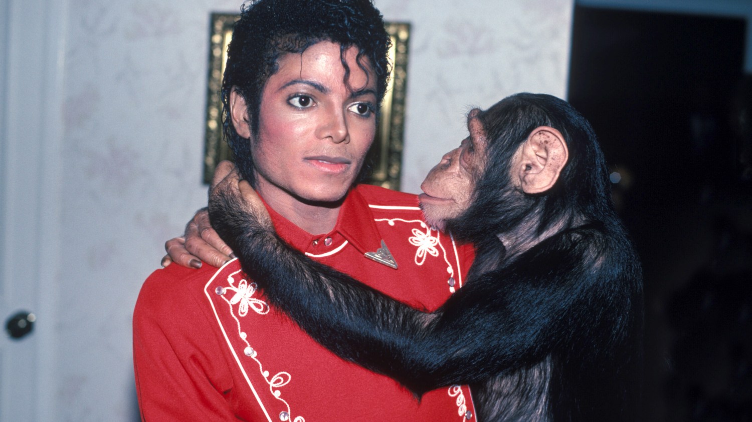 MJ e seu Chimpazé chamado Bubbles