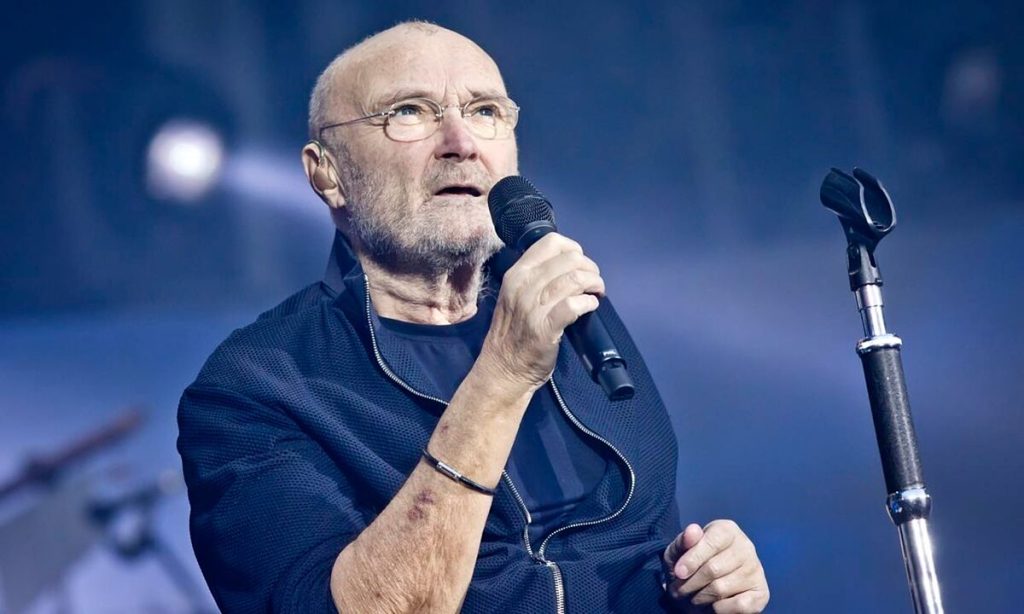 Uma curiosidade sobre Phil Collins é que ele fez uma aparição em um episódio do seriado Miami Vice em 1985, tocando "In the Air Tonight" no papel de um músico.